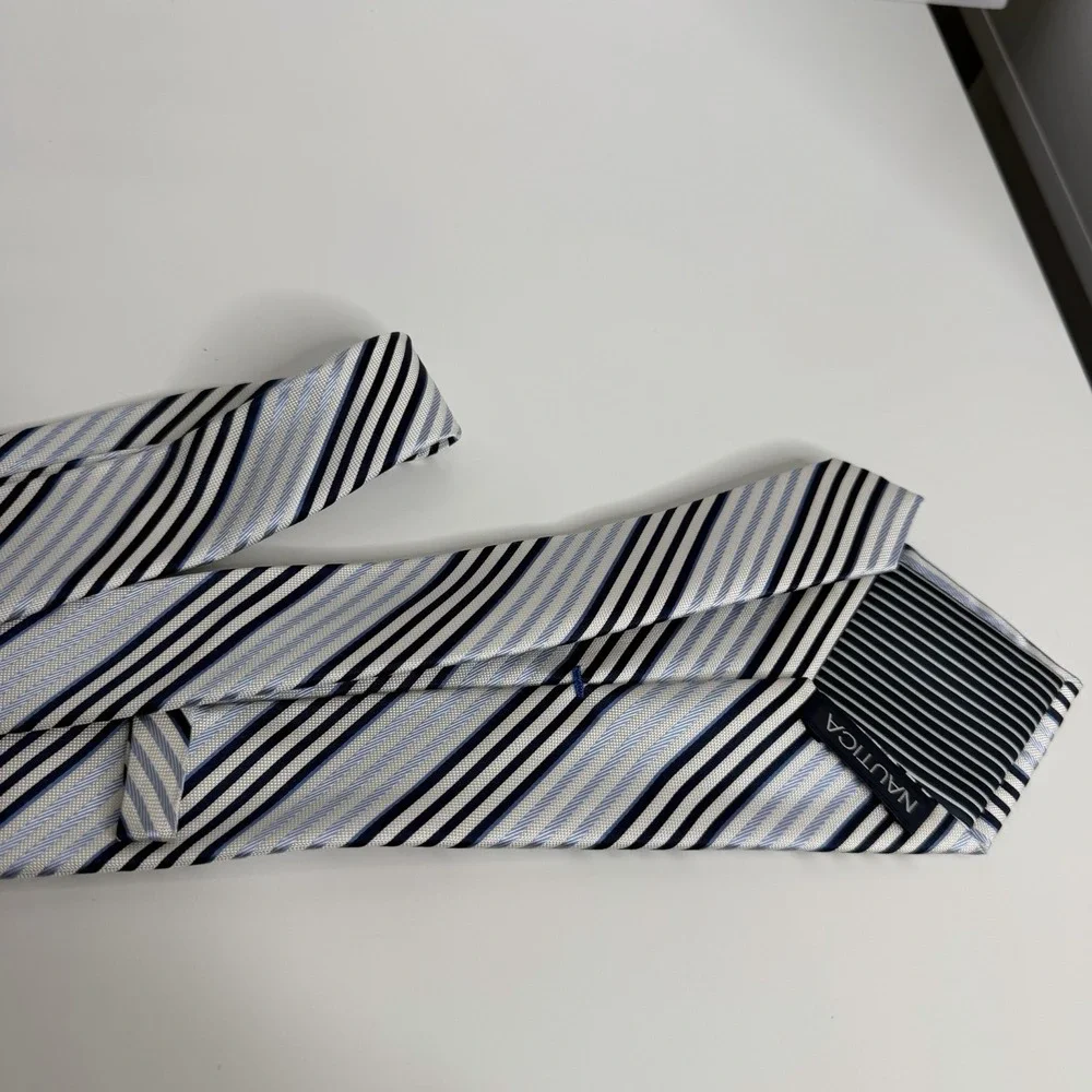 NWOT Nautica Men's Silk Tie Blue White Stripe 3 3/8‎ X 59 1/2